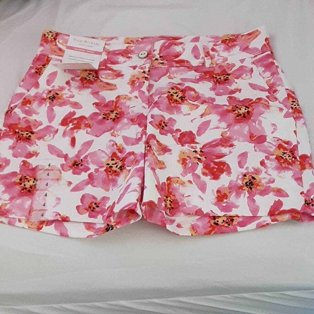 - Isaac Mizrahi water color floral print shorts NWT